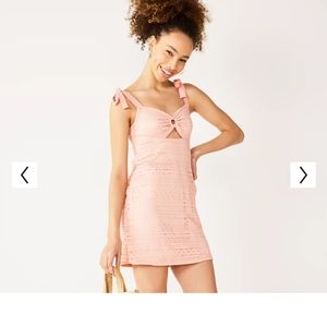 "Live to be spoiled" dress